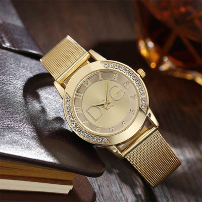 Shaan Dynasty 2025 Women’s Luxury Quartz Watch – Diamond Accents, Gold Mesh Strap, Minimalist Digital-Inspired Design - Shaan Dynasty 